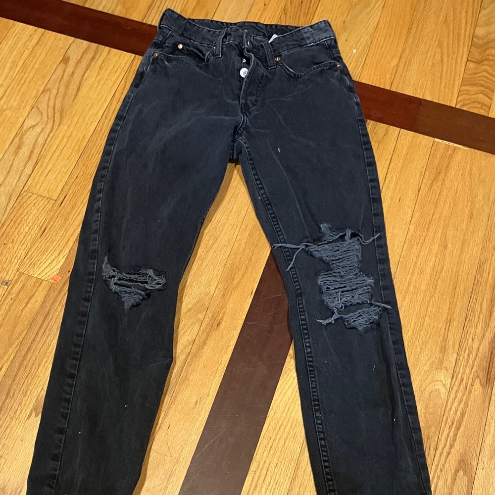 Black Distressed Jeans